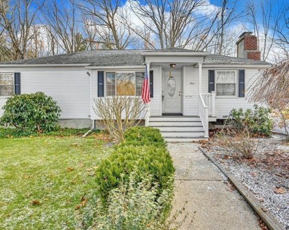 4 Asbury Rd, Worcester