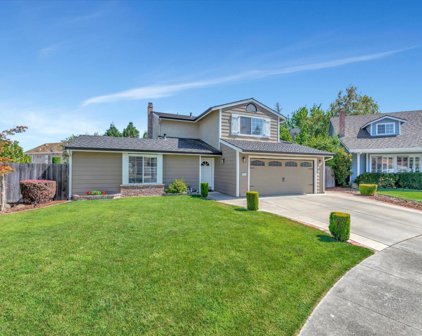 9120 Crest Hill CT, Gilroy