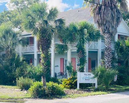 201 Tallahassee St, Carrabelle