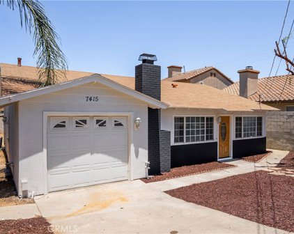 7415 Lincoln Avenue, Riverside