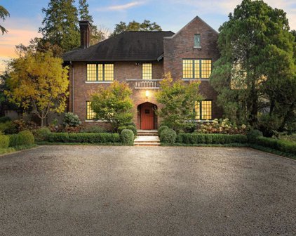 401 W Faris Road, Greenville