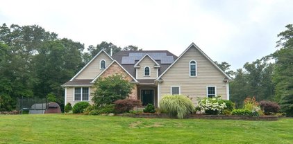 9 Mackady Ct, Westport