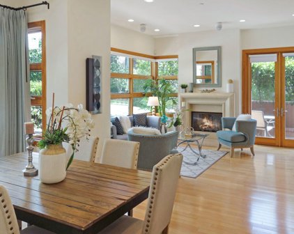 2323 S Beverly Glen Blvd Unit 9, Los Angeles