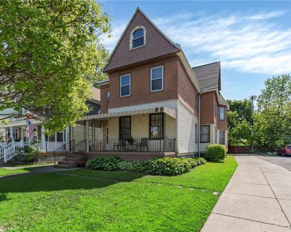 920 Niagara  Street, Buffalo City-140200