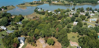 208 Tower Dr, Stevensville