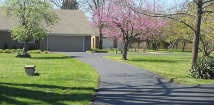 3300 Maple Leaf Dr, La Grange
