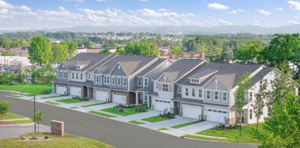 2004 Township Drive, Franklin