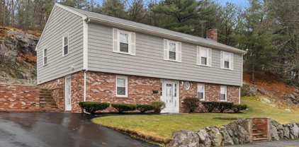 24 Biscayne Ave, Saugus