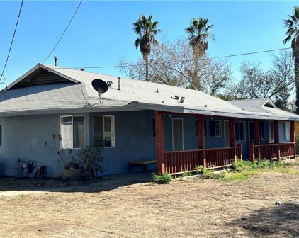 8365 Redwood Avenue, Fontana