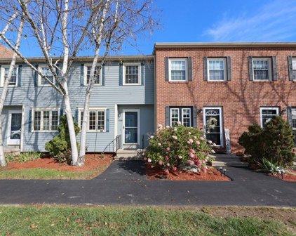936 Fox Hollow Dr Unit 936, Hudson