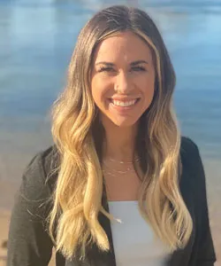 Headshot: McKayla Taylor with Black Mountain Valley Realty
