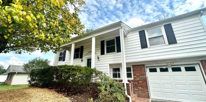 4205 Middle Ridge Dr, Fairfax