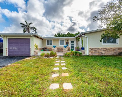 431 Sw 64th Way, Pembroke Pines