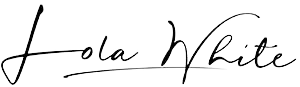 Lola White Logo