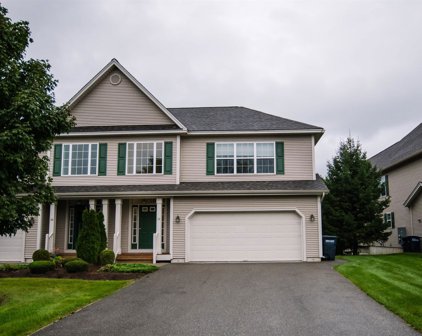 32 Laurel Drive, Essex