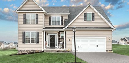 1320 Maple Ln, Hanover