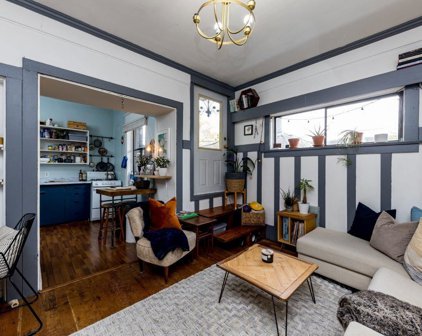 2043 Stainsbury Avenue, Vancouver