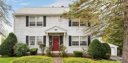 27 Ella  Avenue, Woonsocket