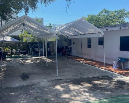701 & 703 Sw 33rd Ave, Miami