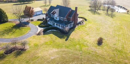 664 Anderson Ln, Shelbyville