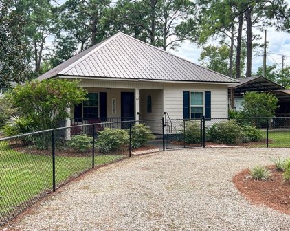 12 Fred Meyer St, Apalachicola