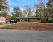 8580 Chestnut Lane, Lithia Springs image