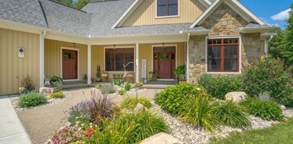 9275 W Guernsey Lake Road, Delton