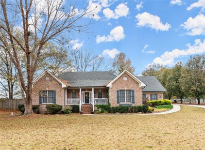 104 Sweet Gum Trail, Mcdonough