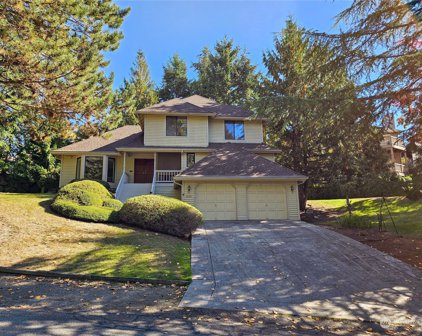 1115 NW Inneswood Drive, Issaquah