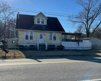 1427 Evergreen Rd, Severn
