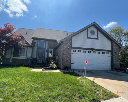 46470 Heather, Chesterfield Twp