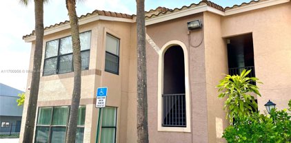 2826 S University Dr Unit #3101, Davie