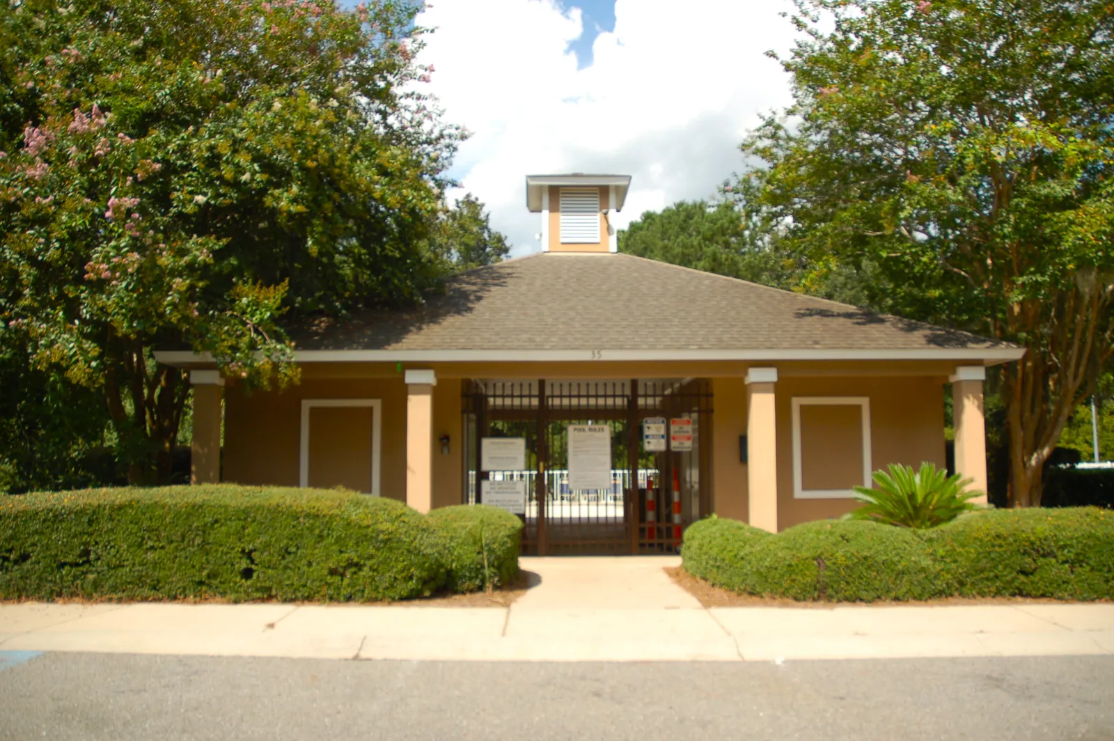 Sandy Pointe community pool building in Bluffton SC