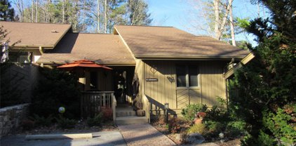 101 Scarlet Oak  Lane, Hendersonville