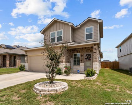 189 Middle Green Loop, Floresville