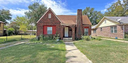 1104 N Moore Avenue, Tyler