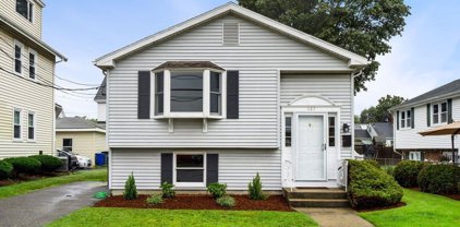 127 Lynn St, Peabody