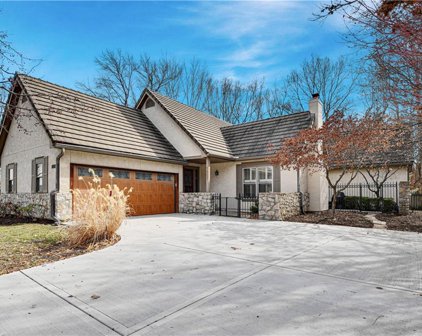 7507 El Monte Circle, Prairie Village