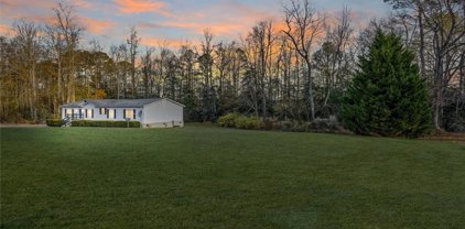 297 Edgar Lane, Surry