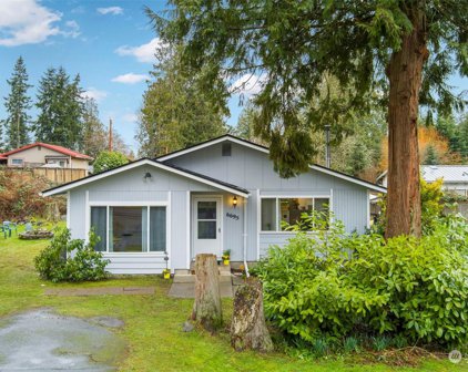 6695 NE Maple, Suquamish