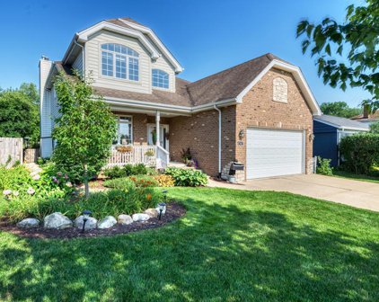 4545 Sterling Road, Downers Grove