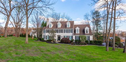 981 Whitetail Ln, West Chester