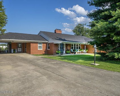 615 Bayne Ave, Shelbyville