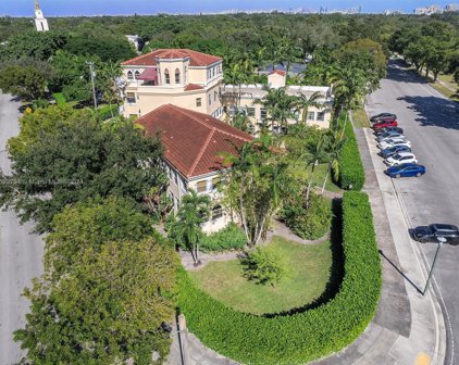 421 Grand Concourse Unit #15, Miami Shores