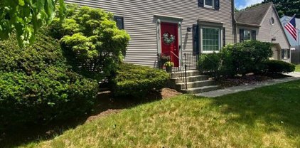611 Hosmer St, Marlborough