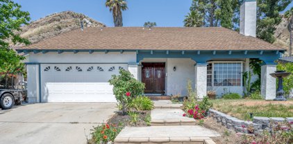 15333 Rhododendron Drive, Canyon Country