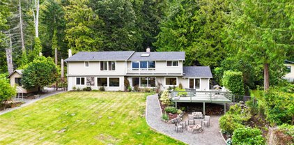 833 Chuckanut Drive, Bellingham