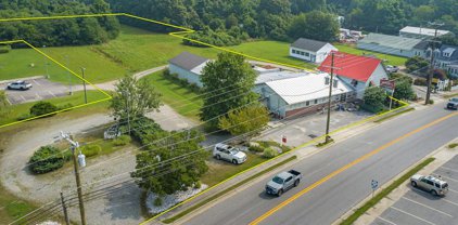 17321 General Puller Hwy, Deltaville