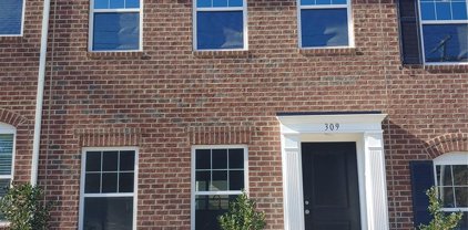 309 N Academy  Street, Lincolnton