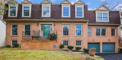 1728 Hutchinson Ln, Silver Spring